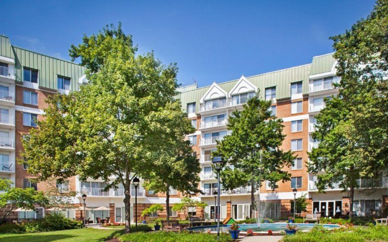 Bedford Court Assisted Living prices and amenities in Silver spring